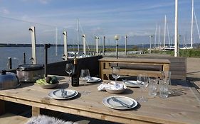 Dock Hotel Stellendam